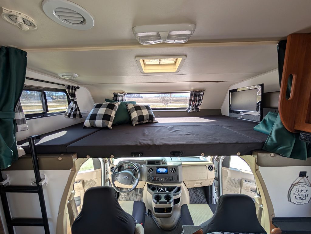 2012 COACHMEN FREELANDER 26QB - Image 16