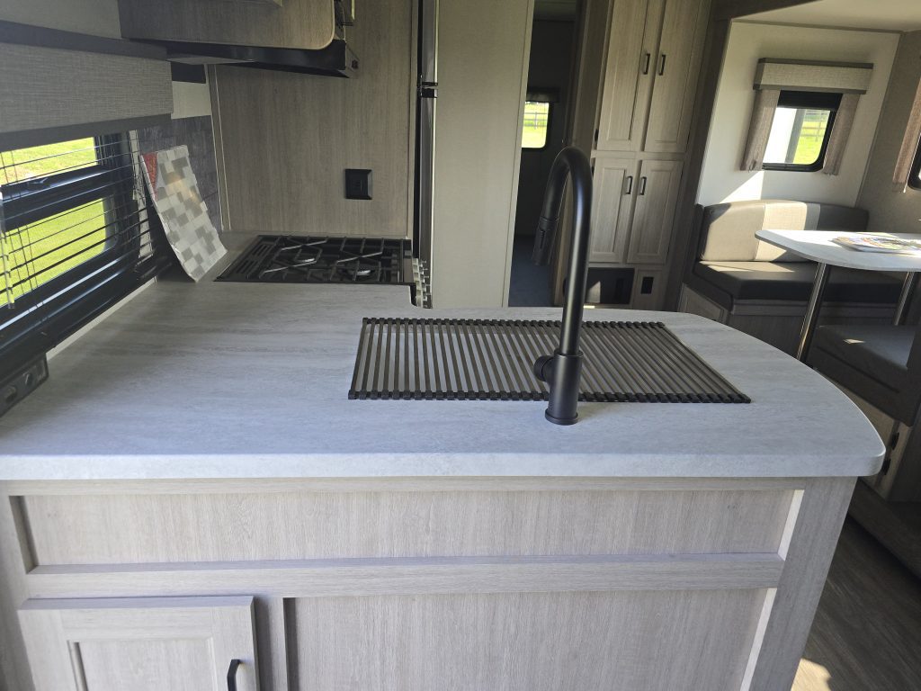 2024 FOREST RIVER AURORA 34BHTS - Image 14