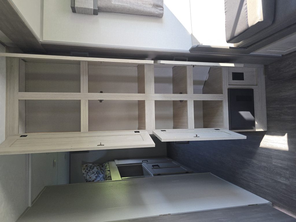 2024 FOREST RIVER AURORA 34BHTS - Image 20