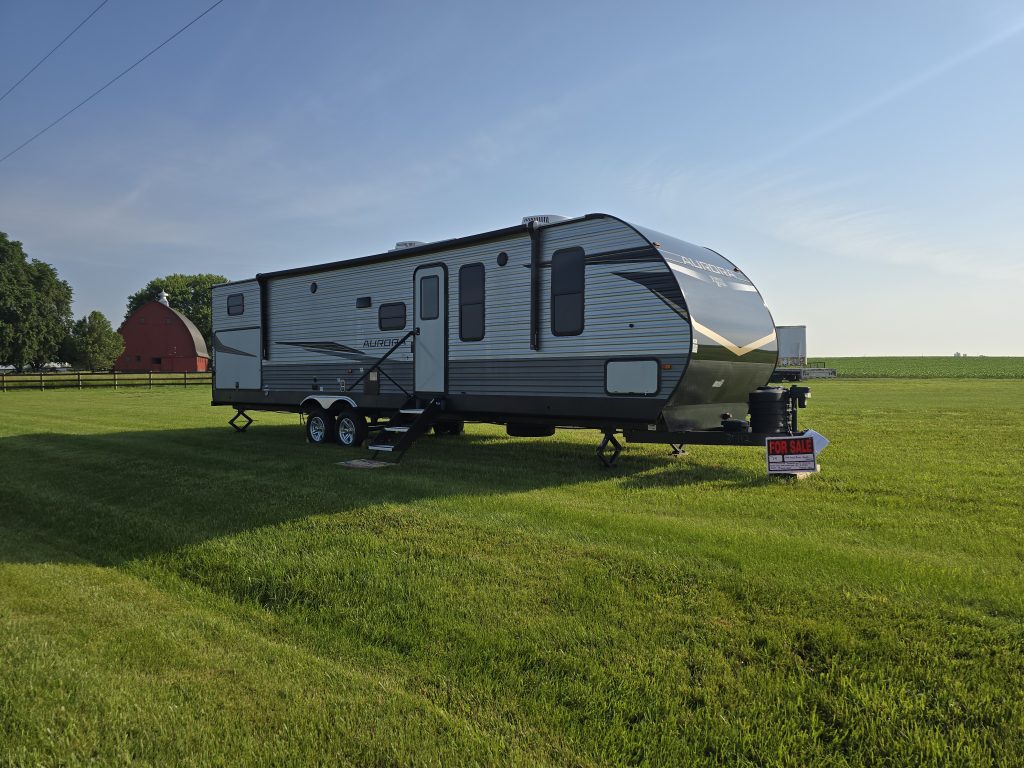 2024 FOREST RIVER AURORA 34BHTS - Image 27