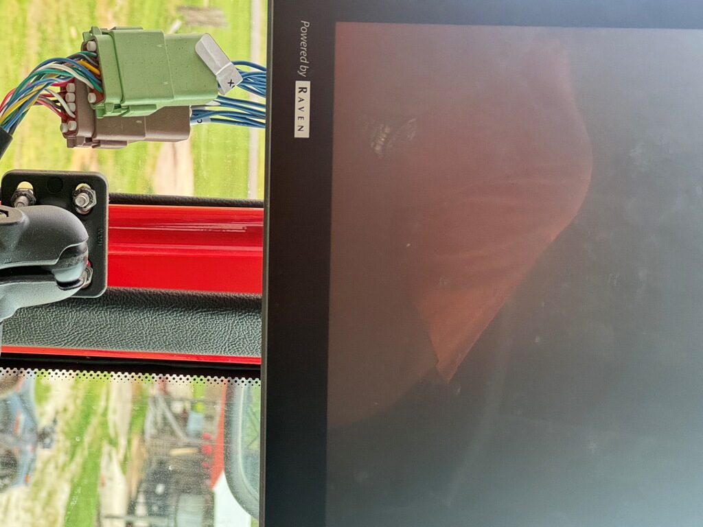 2018 Powerful red Apache AS1230 - Image 4