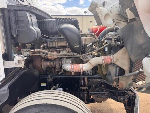 2020 Freightliner 122SD - Image 5