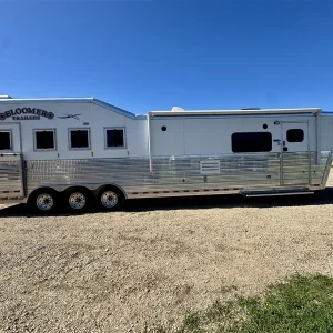 2020 Bloomer Outlaw 4-Horse Gooseneck with 11' Short Wall Living Quarters